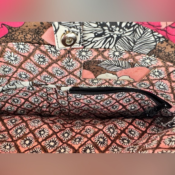 Vera Bradley Retired Pattern Mocha Rouge Tech Bag - Good Condition - Picture 8 of 16